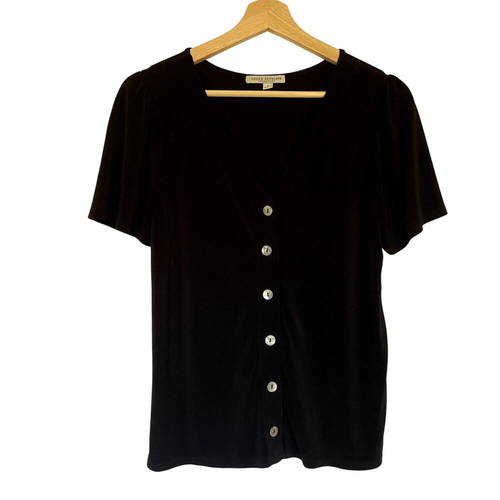 Green Envelope black short sleeved button down front v-neck blouse women's small